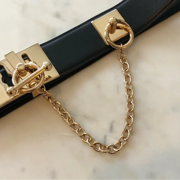 BCBG MAX AZRIA Black and Gold belt Size Large 100% Leather display picture 1